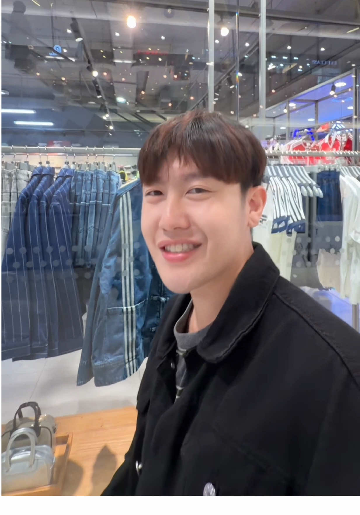 เมื่อคนเหนือ เห็น adidas collection ใหม่ #คนเหนือ #เธรด #คำเมืองวันละกำ #บ่าวเหนือ #foryou